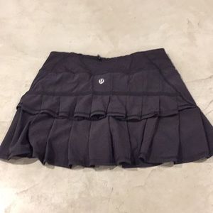 Lululemon skirt size 2